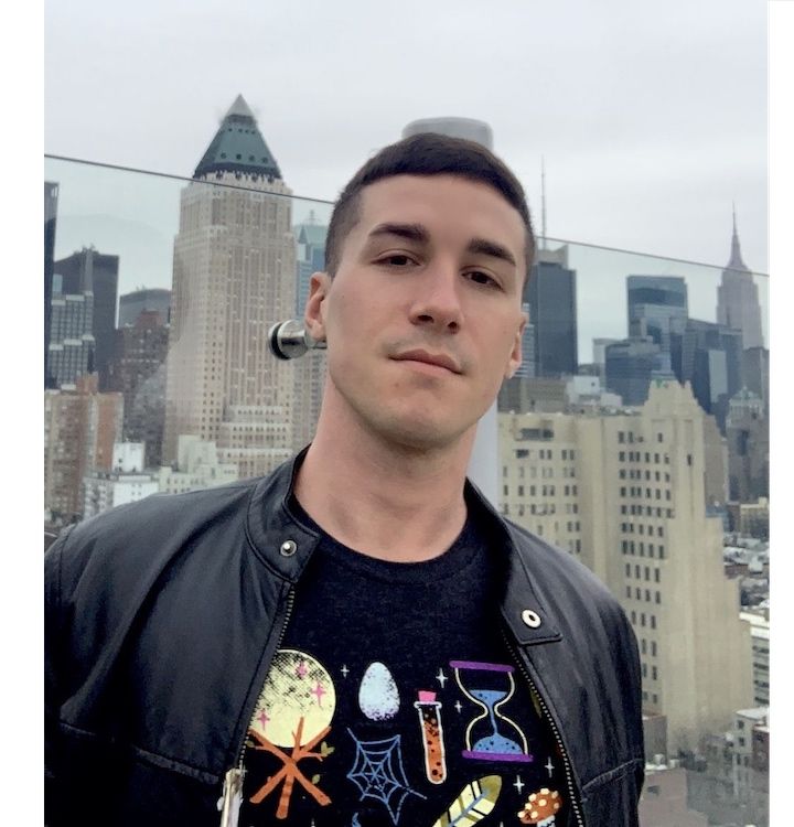 scottalexhess's tweet photo. Great connecting with #urbanhorror author #jdanielstone @SolitarySpiral in #hotlit https://t.co/zoydAqbmc3 https://t.co/QrOkNSQhJO