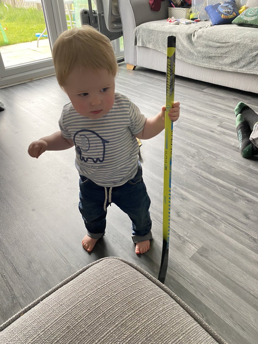 marauder_potter's tweet photo. Griffin with his new @WarriorHockeyUK stick courtesy of @C_B_Sports. Thanks so much again ❤️ @Shaunski15 #teamcbs #keepitcoldblooded #coldbloodedsports #hockeyfamily https://t.co/TvsrB7c0zF