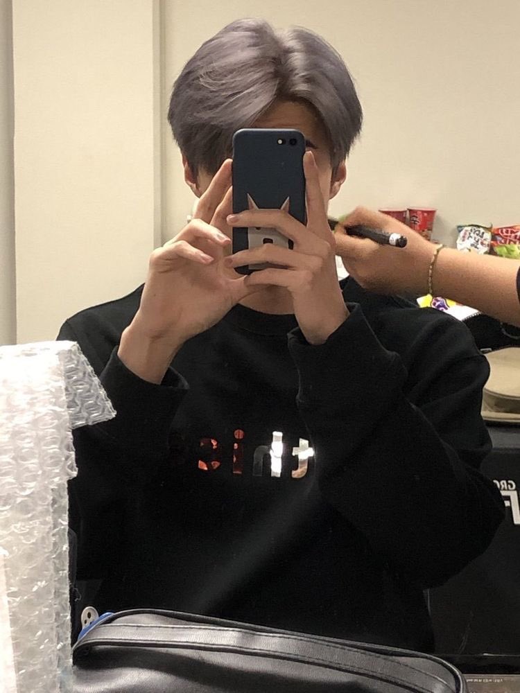 คิมปิดบอทเเล้วน้าาา🥺บายยครับทุกคน tweet media