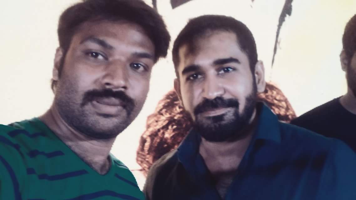 CineCoolUpdates's tweet image. Happy Birthday Wishes @vijayantony bro 💐💐💐 Best Wishes fr #Pitchaikaran2 @mrsvijayantony sisy👐👐👐