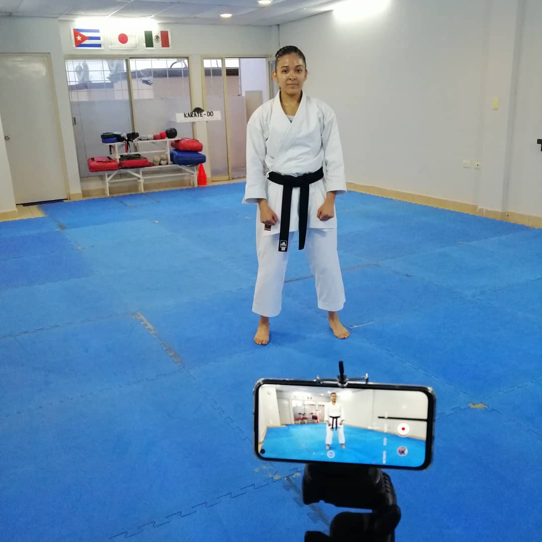 Rafael32341912's tweet photo. Campeonato Nacional Virtual Cintas Negras Kata #karate #FEMEKA #inedec #saltillo #presente  #dojosueñodecampeones #teamcoahuila #teamOchoa 🥋💪👊🇲🇽🇨🇺 #manteniendonosactivos
@INEDEC_Coahuila @AlinaGarza @alinatkdgarza @manolojim @cepeda_licon https://t.co/b6nSrp7cn0