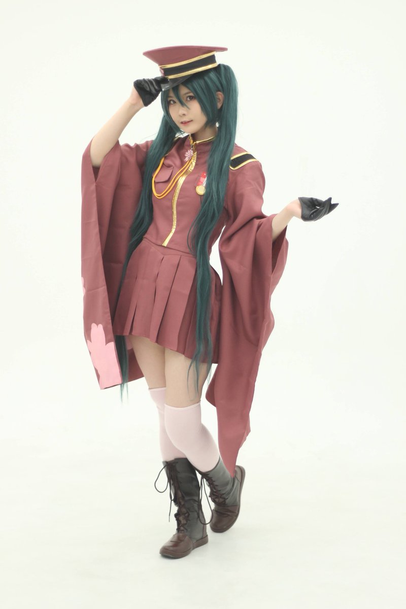 きゃな Ar Twitter コスプレ 千本桜 初音ミク 久しぶりに引っ張ってきましたが 顔面がすごく若いね ウィッグ汚いね 実は 初音ミクレイヤーって呼ばれるほどミクしてましたよって言うアピール