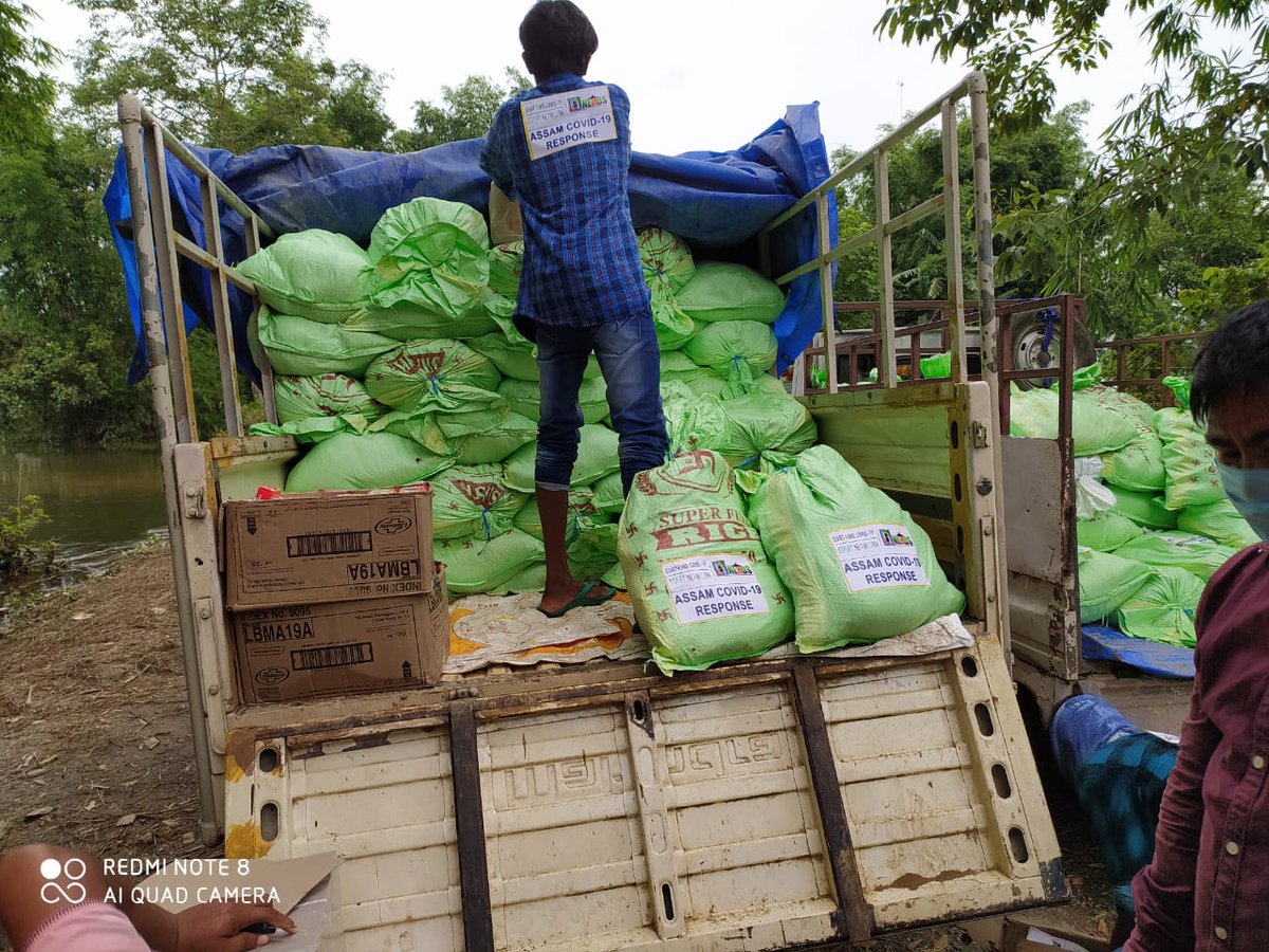 neadsjorhat's tweet photo. Our early action continued in responding to the pandemic situation in times of flood so that affected people are better prepared in the face of such unprecedented crisis.
#NEADS #Assam #ResponseToPandemic #StartNetwork #FightAgainstCoronavirus #AssamFlood2020
@StartNetwork https://t.co/KULERfZO6S