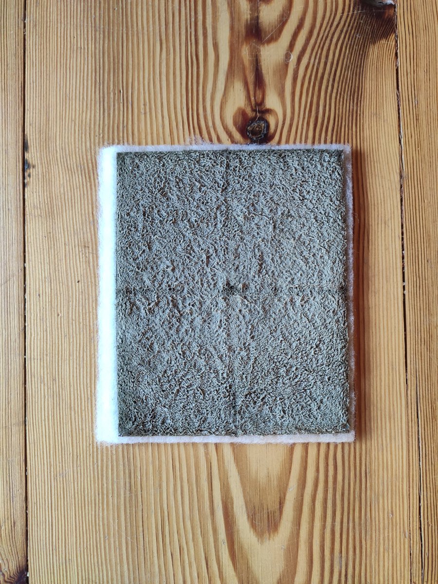mapout_studio's tweet photo. Cambio de filtros de la máquina @Siber de ventilación con recuperación de calor de la Casa2020. Siempre nos sorprende la cantidad de suciedad y partículas que atrapan los filtros evitando que entren en la vivienda
#siber #ventilacion #casa2020 #mapout https://t.co/BIgBtCfBCD