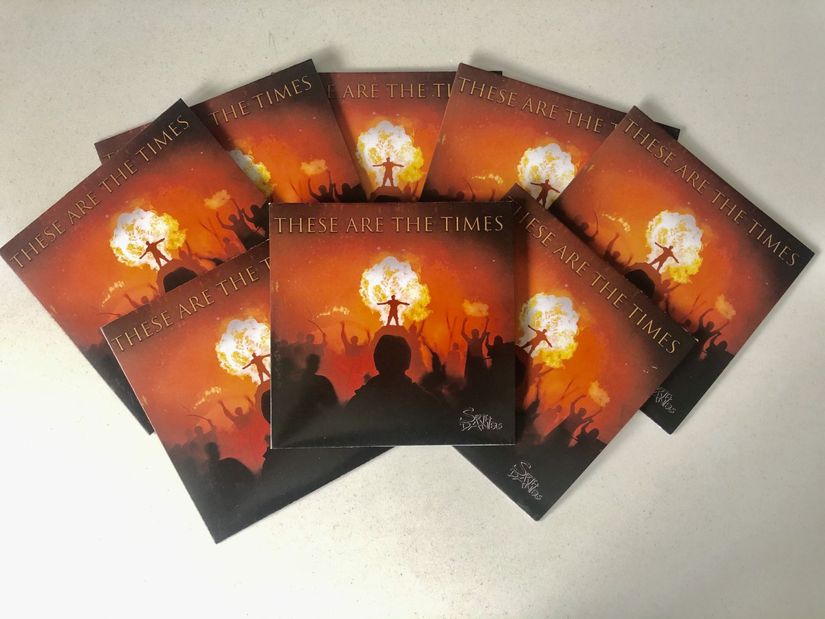 RealRobLea's tweet image. 🤘🤘Tomorrow Night at 7pm! 🤘🤘

I'll be announcing 10 more WINNERS of my #signedCD Giveaway, bringing the total number of CD's given away to 50!

That's right, they've nearly all gone!

So - Who wants to #WIN one this week?  Feel free to get your friends involved!

@OIQFC