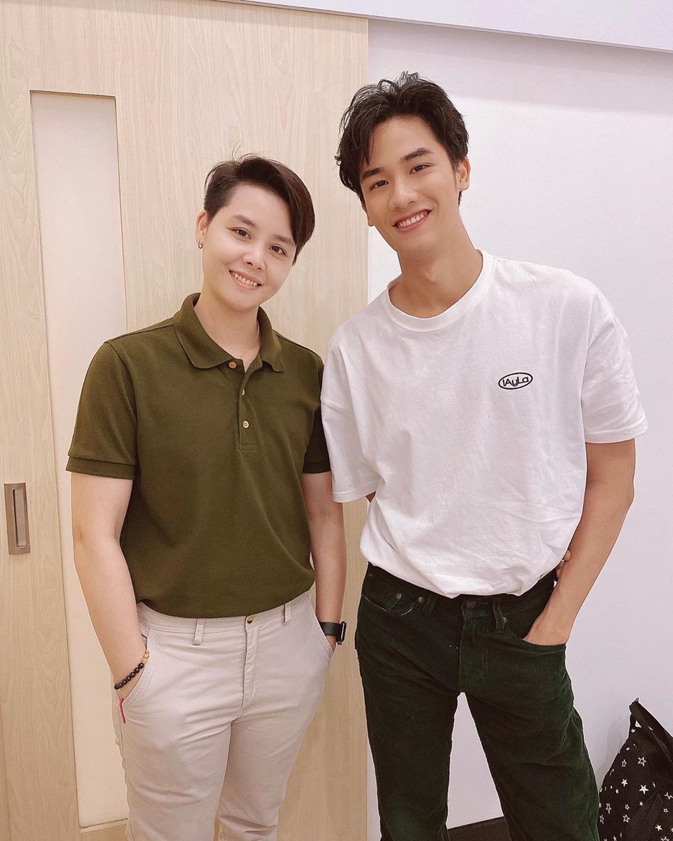 NooYoongNa's tweet photo. วันนี้คุณเขาถ่ายงานอะไรนะ หล่อเท่สุดๆ รอติดตามนะค�� 💙 #Tawan_V https://t.co/9hv665feKa