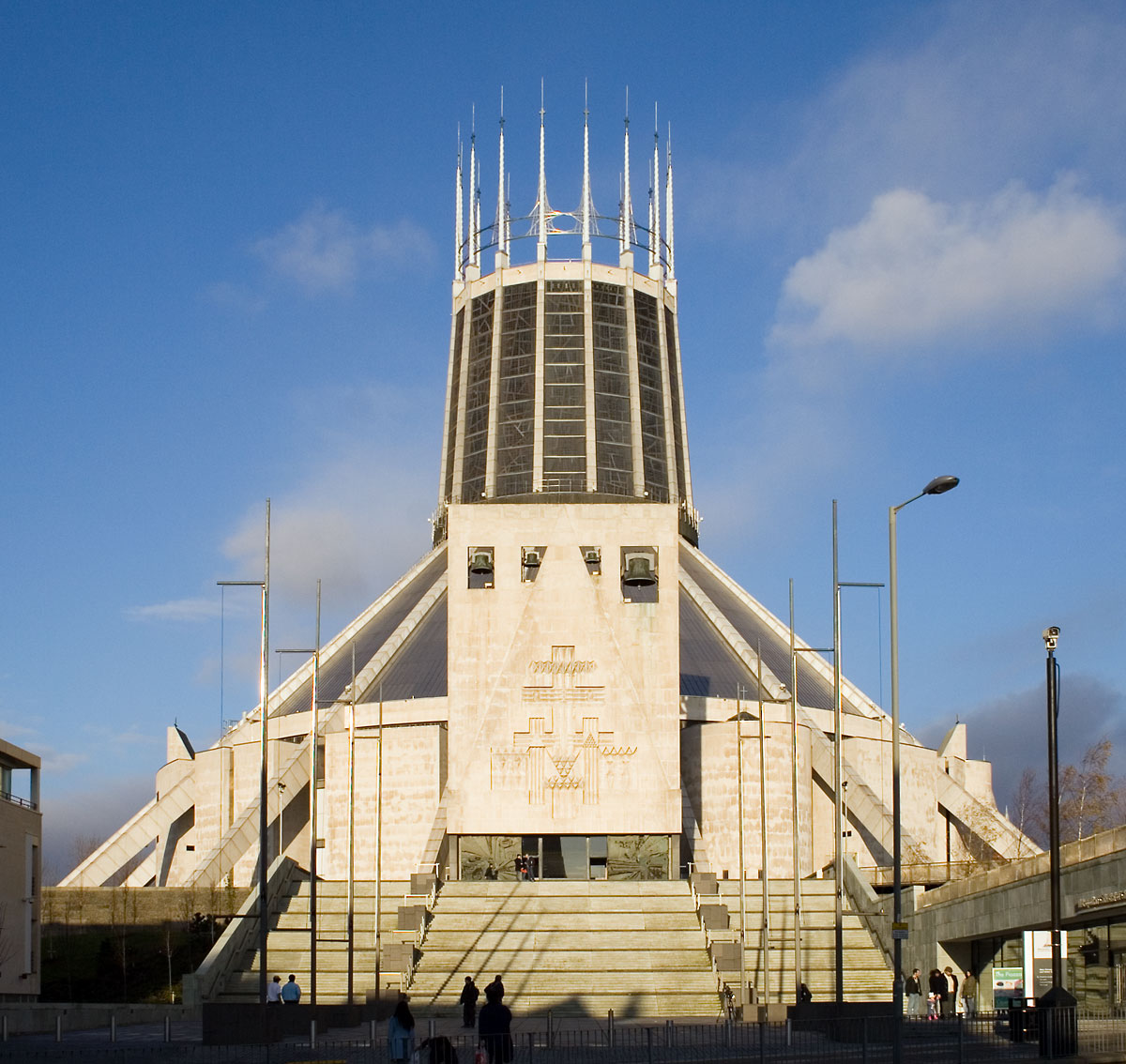 Round 1, Bracket I: Liverpool Metropolitan Cathedral VS St Paul’s, HarlowLiverpool Metropolitan Cathedral (1967)