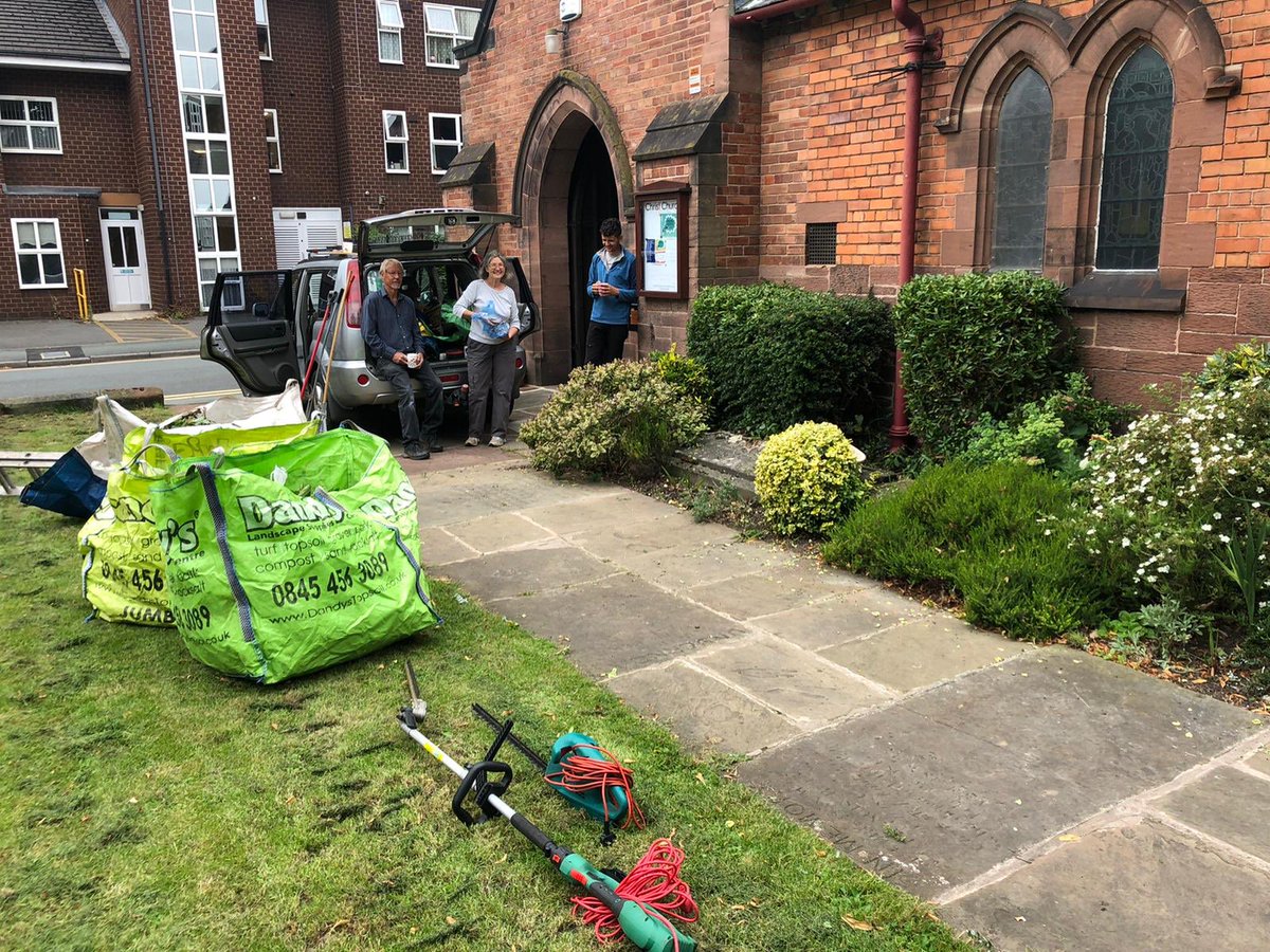 ChChChester's tweet photo. A small team from Christ Church have been busy tidying up the church grounds this week. Thanks so much Wendy, Rob, Matt, Tom and David. It looks great! https://t.co/LVkqG65syP