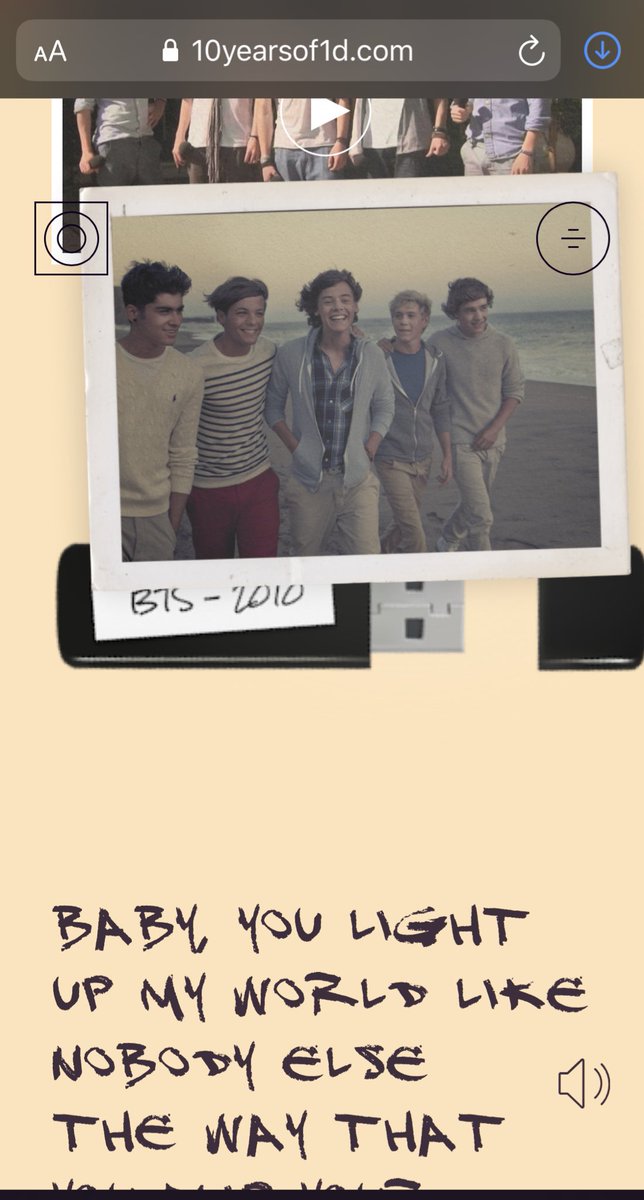 nialls_hoover's tweet photo. THE EASTER EGG IS ON THE USB (you have to move the photos to get to it, and tap on the lid) #10YearsfOneDirection #10YearsOf1D  #18MontshMyAss #onedirection10thanniversary #onedirectionweek https://t.co/dYZUew0F7i