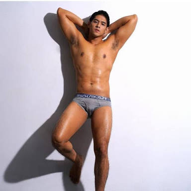 jericnaticsofc's tweet photo. From kilig cutie to this hunky
JericGonzales On ProtegeReunion
#JericGonzales
#ProtegeReunion https://t.co/nE72DvCzoX