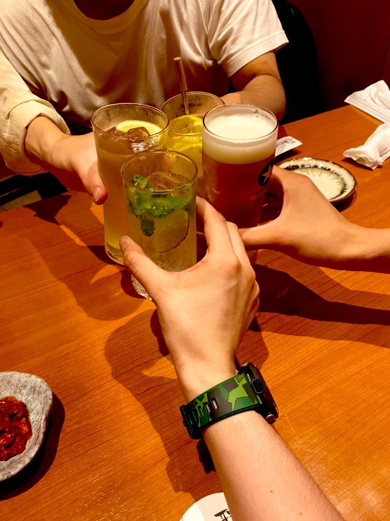 FF14_Gentleman's tweet photo. 乾杯です!!(*ﾟ▽ﾟ)ﾉ🍺 https://t.co/a55rCqvSzq