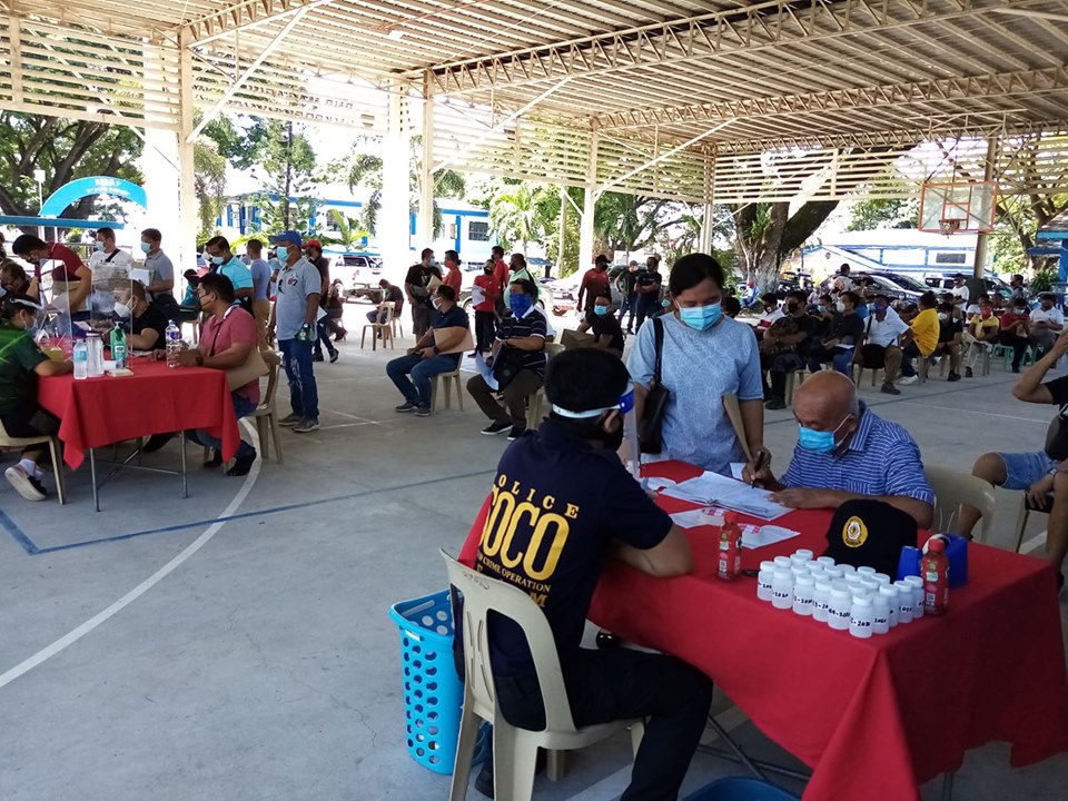 TarlacPclo's tweet photo. REGIONAL CRIME LABORATORY OFFICE-3

On July 24, 2020 at about 8:00 o’clock in the morning, TARLAC PCLO led by PLTCOL JESSICA R. QUILANG, Provincial Chief conducted drug testing to 157 LTOPF applicants during the scheduled National Simultaneous Caravan held at Tarlac PPO. https://t.co/hVBe1Qvs6J