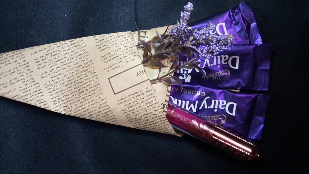 Lavender_Gifts_'s tweet photo. الليله عاملين سحب على شوكلت وساعات و منكير وحاجاات زابطة 😍💜 والسحب من الريتويت
بالتوفيق 😍 https://t.co/QKQCyOXVDg