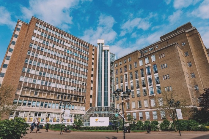 AstonBusiness's tweet photo. Did you love your experience at Aston? Well, it doesn’t have to be over. Getting involved with Aston after you graduate is easy. Why not see the different ways in which you can get involved and be apart of our alumni community! https://t.co/qbXFHVJKYC
#AstonAlumni #TeamAston https://t.co/7LTEkfKIaP