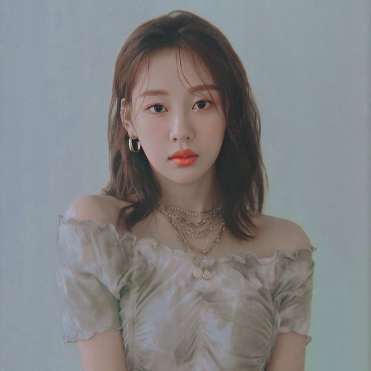 nxwyves's tweet photo. ❥         〔 ʀᴏʟ 〕:  @xmyfavoritte.

 ❝𝙃𝙚𝙡𝙥 𝙢𝙚, 𝘐 𝘥𝘰𝘯'𝘵 𝘩𝘢𝘷𝘦 𝘢𝘯𝘺𝘰𝘯𝘦 𝘣𝘶𝘵 𝘺𝘰𝘶.❞ https://t.co/2BsSLIvQTa