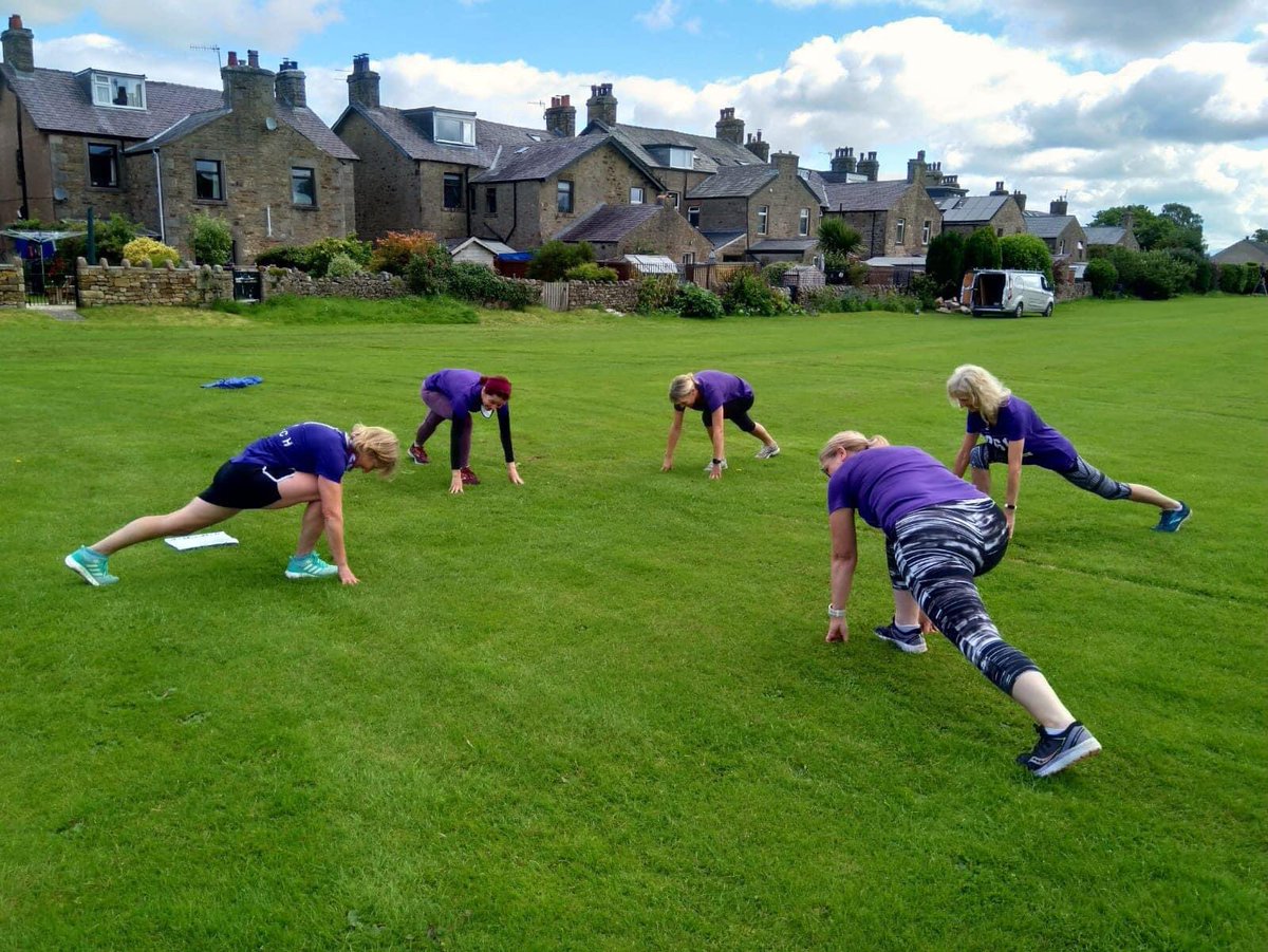 261ClubLV's tweet photo. Three smiling groups in the sunny Lune Valley. Balance and co-ordination was the theme today. It’s so good to be back!
#261fearless #261fearlessclubuk #runwith261 #befearlessbefree #adidasrunning https://t.co/eLGlHRzmRy