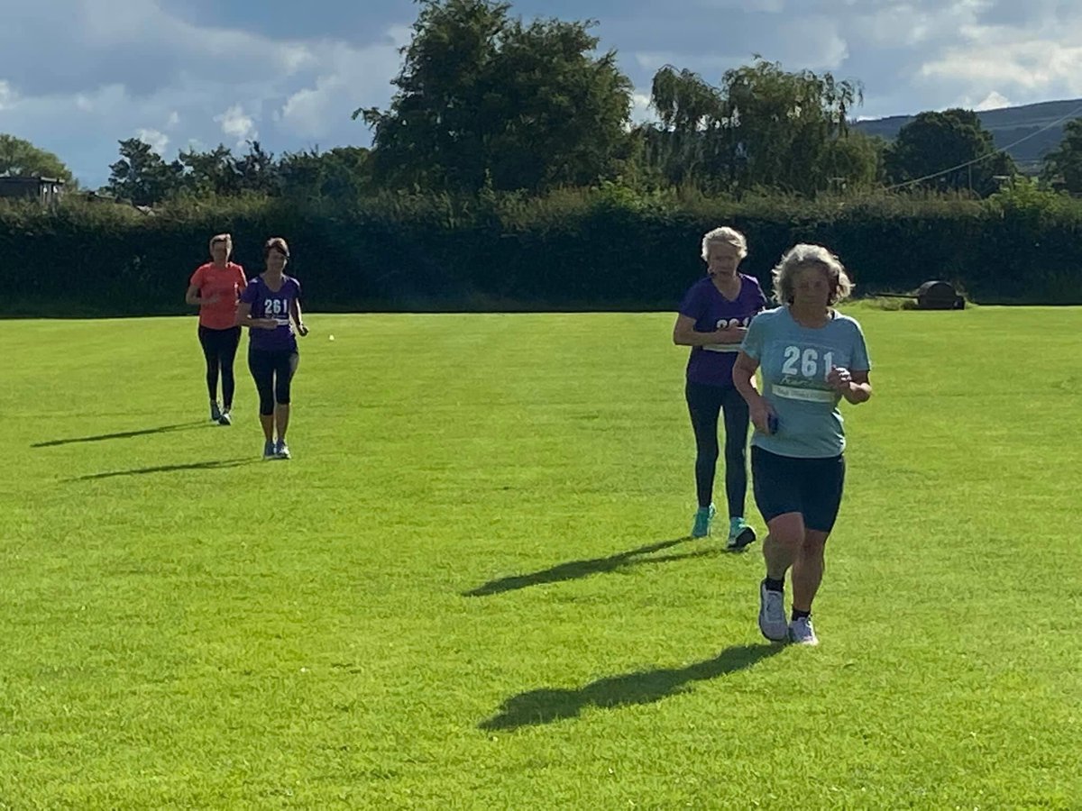 261ClubLV's tweet photo. Three smiling groups in the sunny Lune Valley. Balance and co-ordination was the theme today. It’s so good to be back!
#261fearless #261fearlessclubuk #runwith261 #befearlessbefree #adidasrunning https://t.co/eLGlHRzmRy