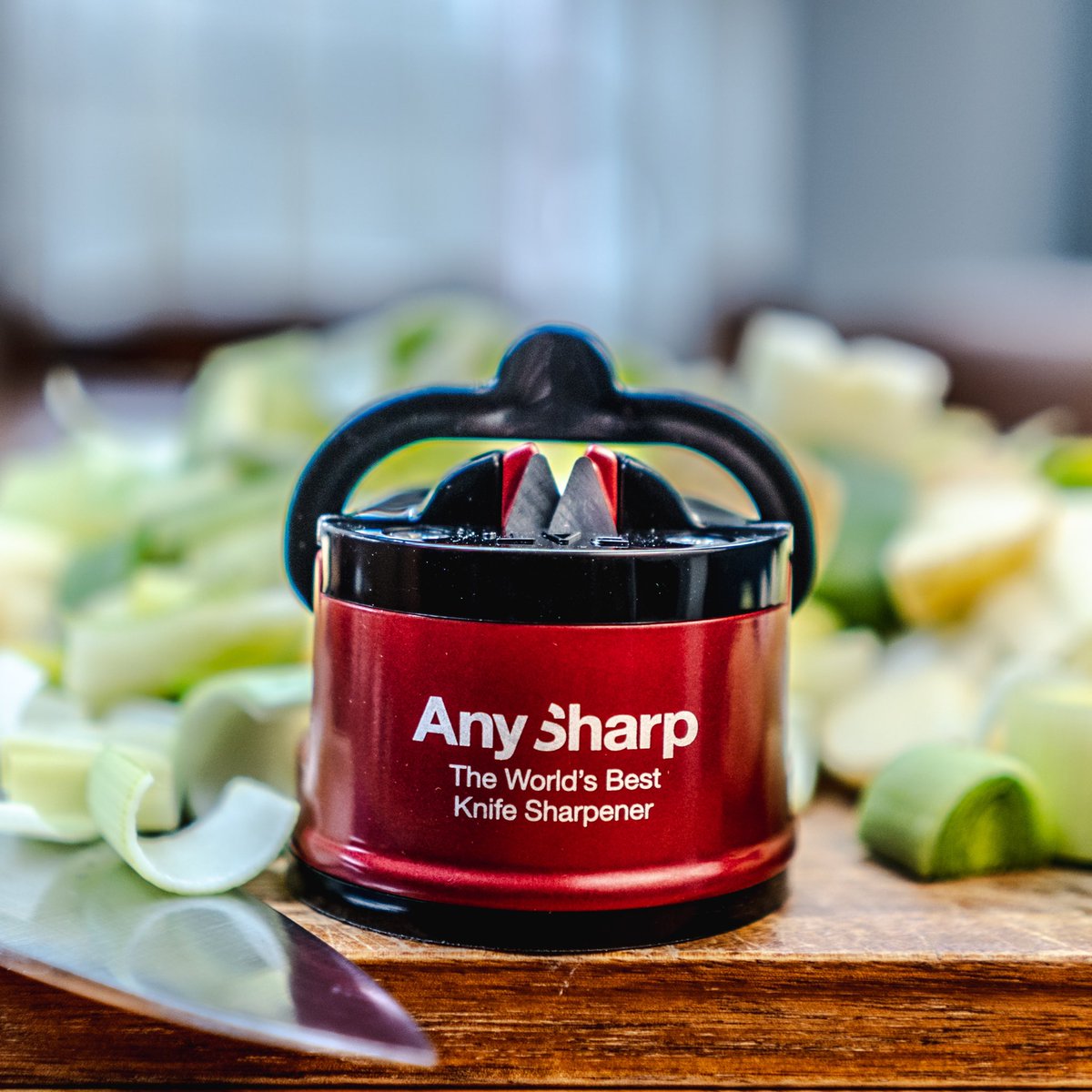 AnySharp's tweet photo. Feel sharp in red 🔪 #anysharp https://t.co/iFPjuKqmzF