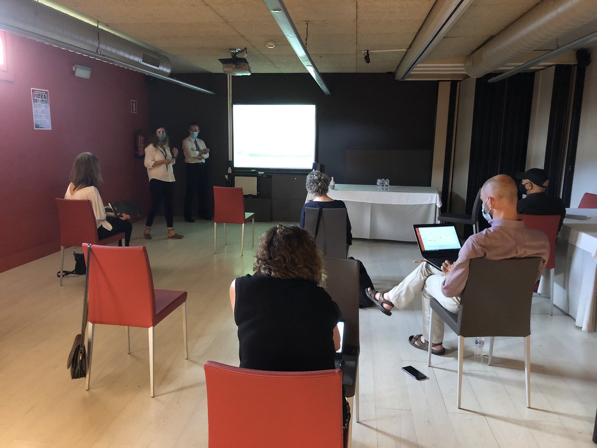 alfonsoaleman's tweet photo. Jornada final de presentación de proyectos sociales en @IzarzaSL https://t.co/bUgXO0Byxw