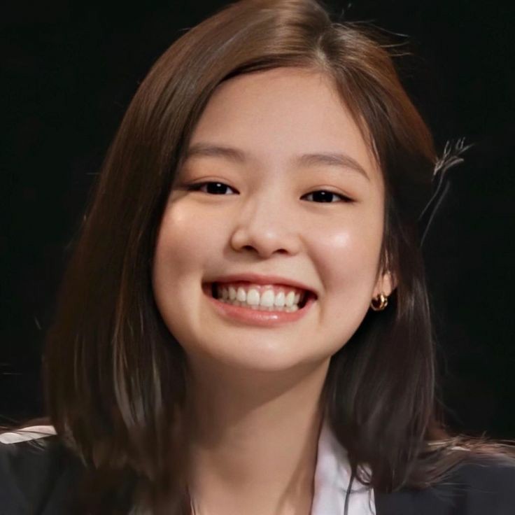 Idol Kpop Gummy Smile jennie
