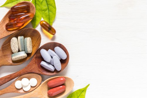 Neuro_Compass's tweet photo. New survey finds majority of people with #MS use complementary and alternative medicine. https://t.co/WgsS23uOF6. Visit https://t.co/Zzks4Gdnwz for up to date expert-led #MS content! https://t.co/wdQNqNPXGU