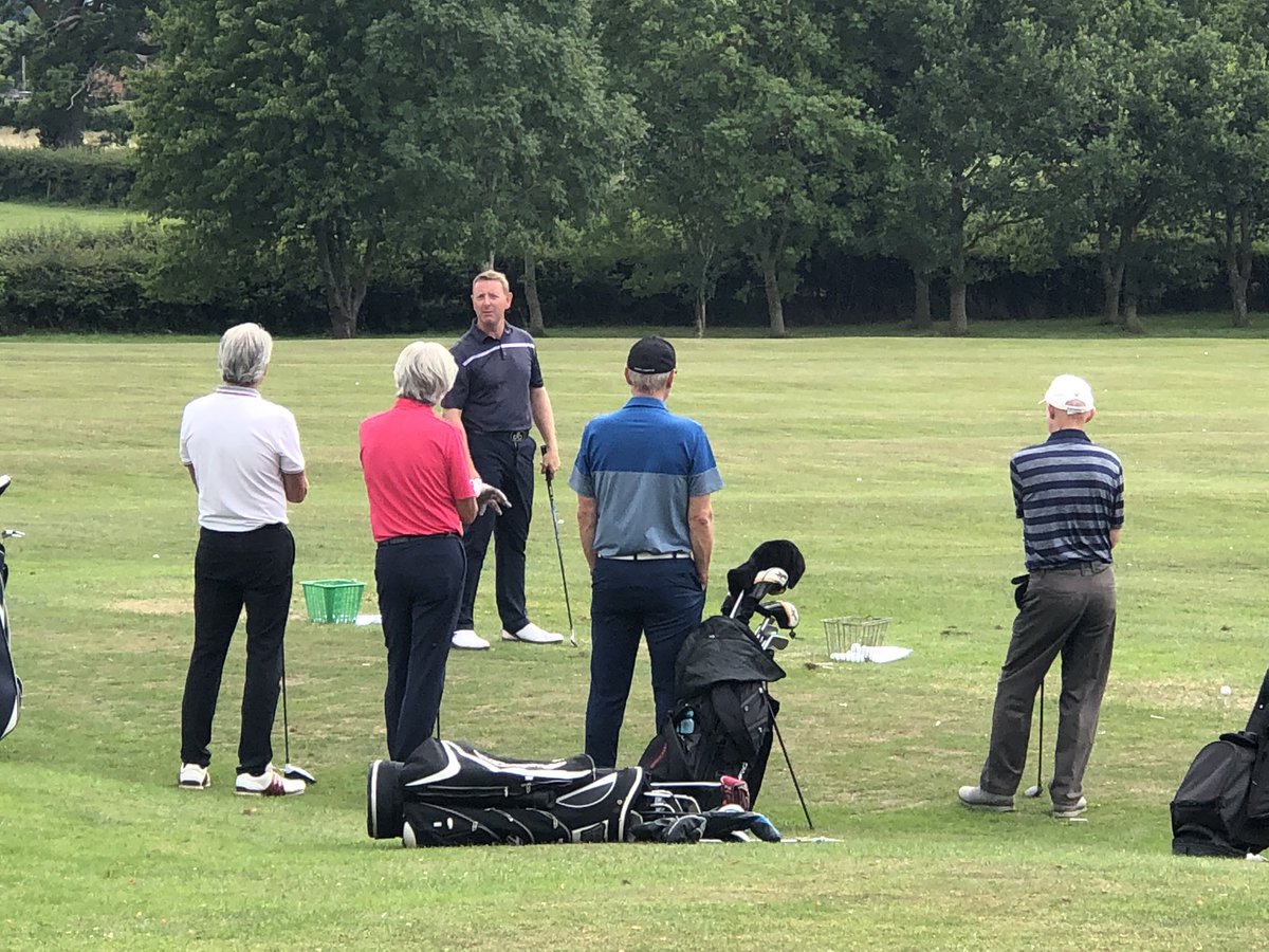 It’s a busy day here with a group coming for their coaching with Head Pro @julianmellorpro