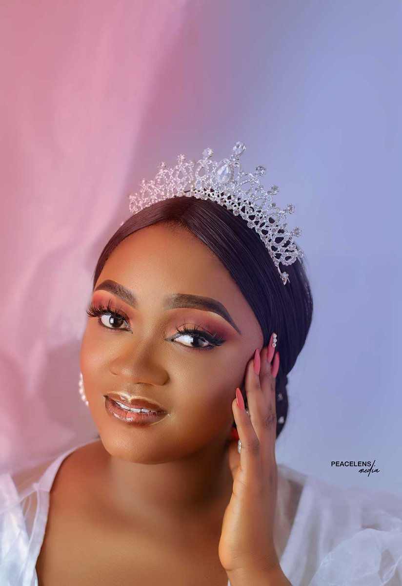 peacelens_ng's tweet photo. Bridal inspiration 👰👰
@peacelens_media
#bride
#weddings
#woodberry
@campussnap_ng @captured_gh
#peacelens
#peacelensweddings https://t.co/KrkExljl4E