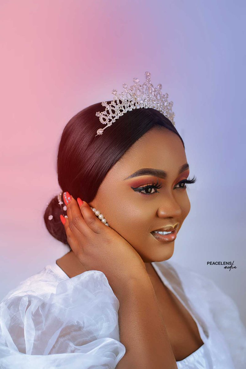 peacelens_ng's tweet photo. Bridal inspiration 👰👰
@peacelens_media
#bride
#weddings
#woodberry
@campussnap_ng @captured_gh
#peacelens
#peacelensweddings https://t.co/KrkExljl4E