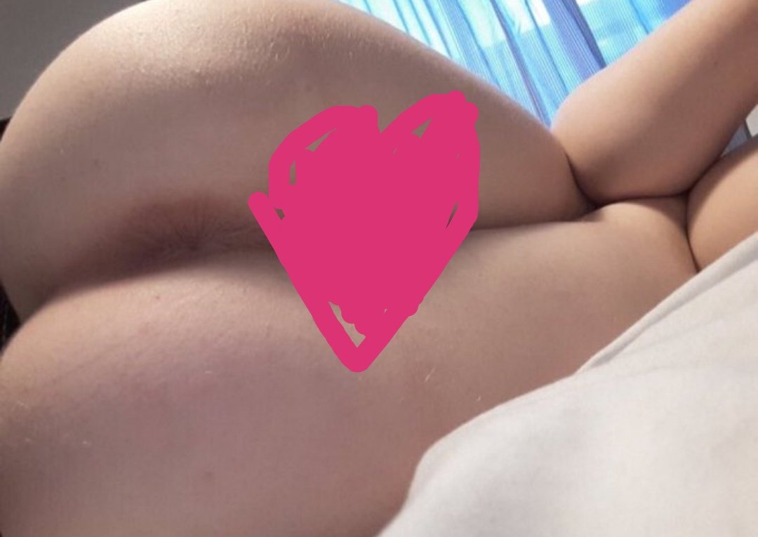 vanessa88760's tweet photo. Le petite nude de la journée go RT et follow en masse 😘😘 https://t.co/Zr5fzxWc1I