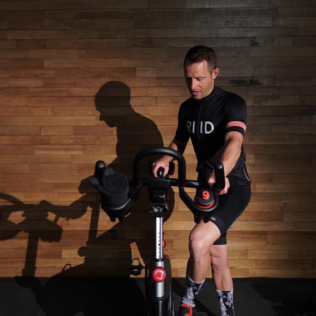 riidonline's tweet photo. Let’s get ready for the weekend...
#cycling #fitness #weekend #trainhard #fun #teamwork https://t.co/OlsReiq60d