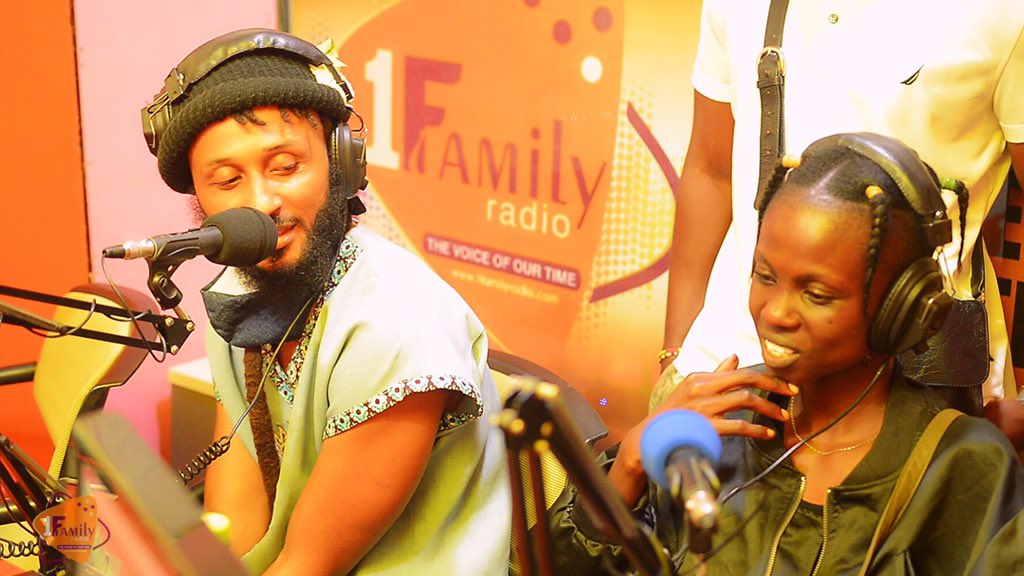 1familyradio's tweet photo. Caption this........ @wanlov and @realtinuke on #lytsUp
#wanlov #tinuke #1familyradio📻 #entertainment https://t.co/E0Gl45MTTl