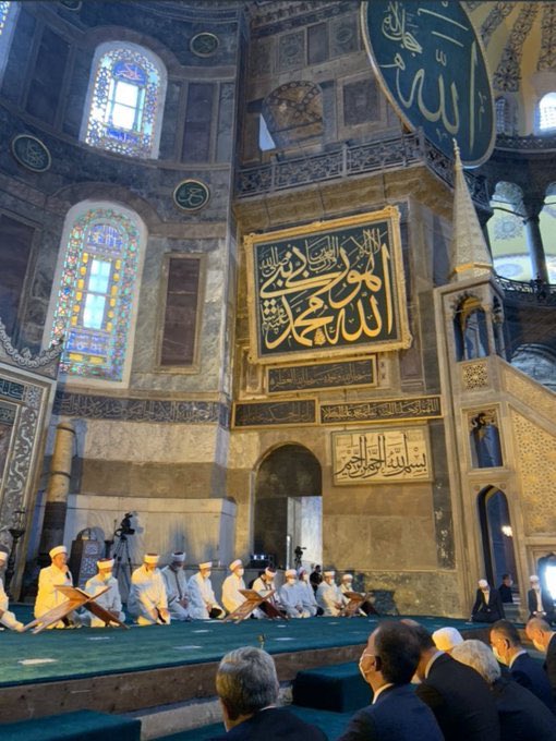 #Ayasofya 2.kez fethedilmesi Vatanımıza milletimize hayırlı olsun. #FatihSultanMehmet Han'ın emanetini sahip çıktık. #AyasofyaiKebirCamiiSerifi Bizimdir Bizim kalacak.