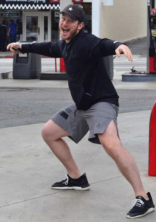 意外とノリノリ？パパラッチに写真を撮られたけど楽しそうなクリス・プラットwww