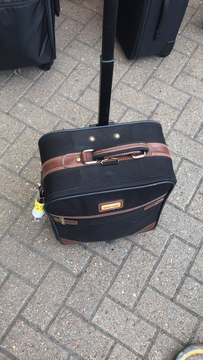 SavanahRoy's tweet photo. @Ryanair this little suitcases has flight with 3 different generations as a cabin bag. This suitcases flight from stansted airport every 2 weeks as a cabin bag. And today You are charging this bag 25£ !!! This is unacceptable https://t.co/EliPj2NjXP