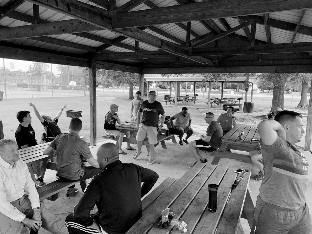 F3Florence's tweet photo. 6 PAX for pre-work 🏃🏽🎒
18 PAX for 3rdF #f3counts https://t.co/z8rugVq74J