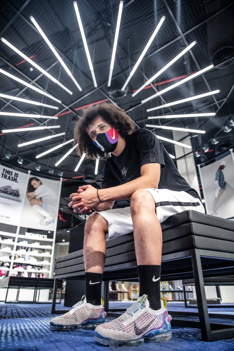 my mask, my colors / قناعي، ألواني 

mask = #movetozero / designed and upcycled by <a href="/EngyMahdy/">Engy Mahdy</a> at <a href="/Nike/">Nike</a> - Mall of the Emirates 

#vapormax2020 = 50% recycled content

shot by @bukhashbrothers