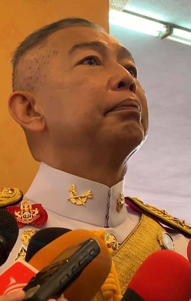 ชื่อเล่นเล่น : แดง
ชื่อเล่นจริง : แสดง