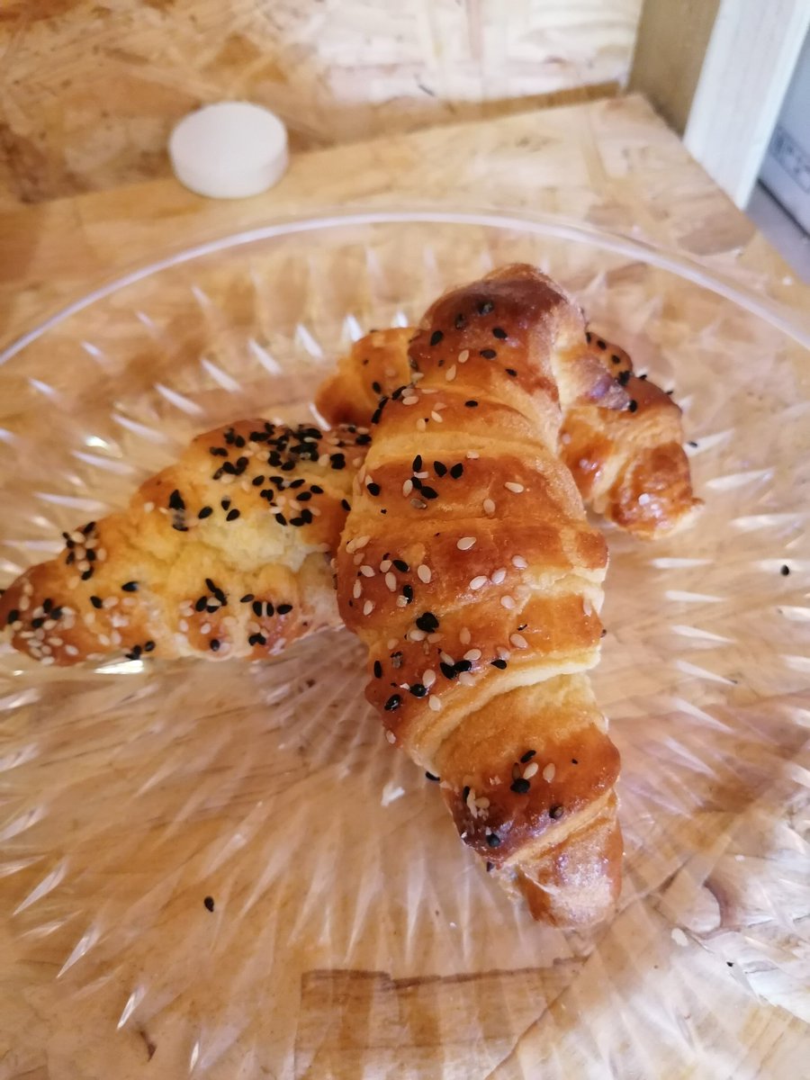 FarmEastfield's tweet photo. Sweet treats available in the shop today, white chocolate and raspberry doughnuts and black and white sesame croissants! They're nearly all gone so don't miss out! https://t.co/MWlj6snGl1