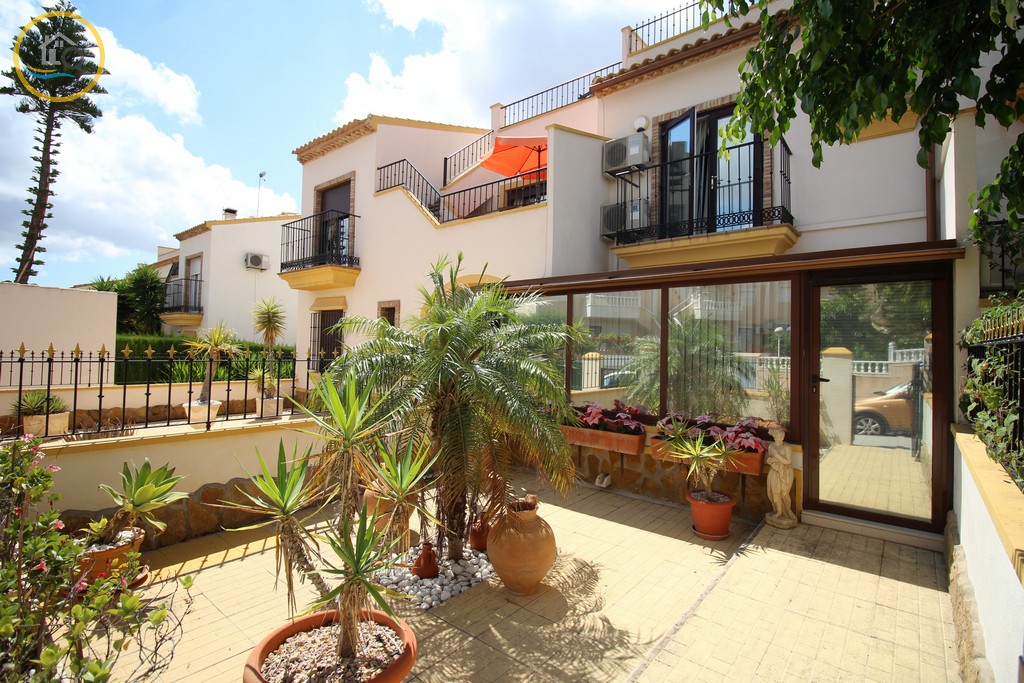 FindersSpanish's tweet photo. ✨140,000€ - STUNNING Town House✨ Ref. CVT006 - Pinar de Campoverde - 2 beds - 2 baths - Large Garage - Communal Pool.

🎥VIDEO TOUR: https://t.co/FtpGpHpZgK
🏠More details: https://t.co/MLv9qfrJIz

📧 info@spanishhomefinders.com
🌐https://t.co/uQgOgqmvwI
☎️ (0034) 865 757 418 https://t.co/WF0RpqoXOr