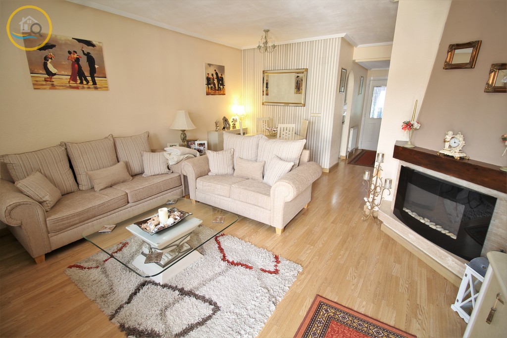 FindersSpanish's tweet photo. ✨140,000€ - STUNNING Town House✨ Ref. CVT006 - Pinar de Campoverde - 2 beds - 2 baths - Large Garage - Communal Pool.

🎥VIDEO TOUR: https://t.co/FtpGpHpZgK
🏠More details: https://t.co/MLv9qfrJIz

📧 info@spanishhomefinders.com
🌐https://t.co/uQgOgqmvwI
☎️ (0034) 865 757 418 https://t.co/WF0RpqoXOr