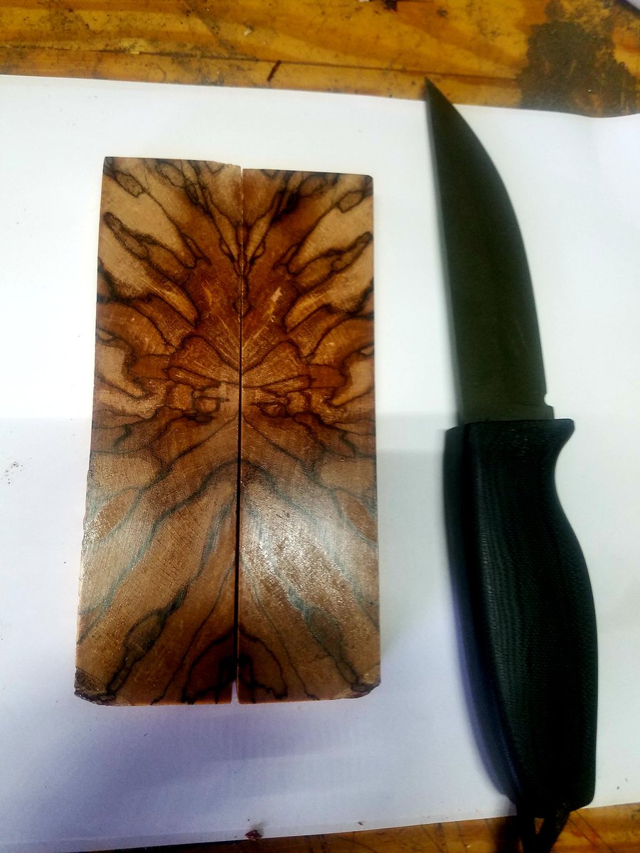 Spalted Alaskan Birch wood, these will make a nice set of scales, got these from a guy in Anchorage Alaska.
#Alaska #knife #bushcraft