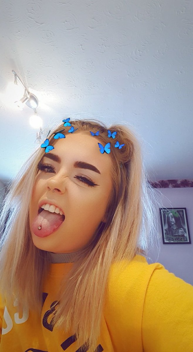 hxtxldxblx's tweet photo. hi hello, must be feeling myself today or something🤪 https://t.co/dwjq3jY63f