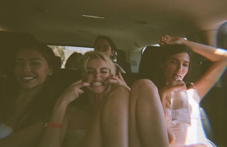 1999vogue's tweet photo. cruel summer https://t.co/yA12gkKvfe