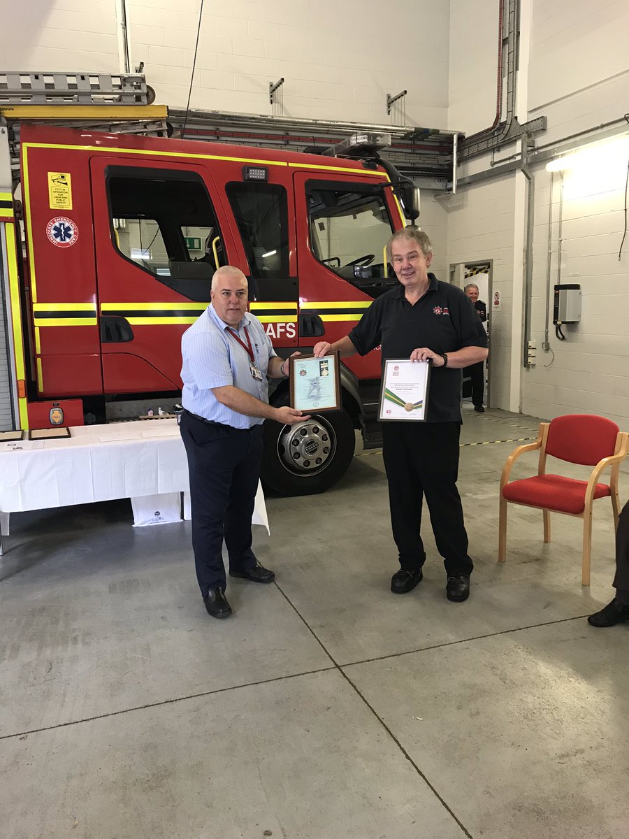HFRS_Tech's tweet image. We also celebrated Barry Stevens 40 years of service, an honour to present his 40 year certificate. Well done Barry