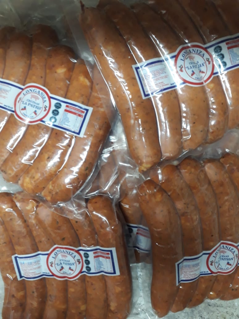 Saboresdelsur4's tweet photo. Hola! Abrí esta Cta. Twitter para que conozcan un empredimiento familiar. #LonganizadeChillan !! Para la #Vregion +56997261523 y para #Santiago +56940771633 entrega solo Metro #UniversidadCatolica y #MetroTobalaba Muchas gracias toda la buena honda y porfa un #retweet #RT https://t.co/RzASjF7hy5