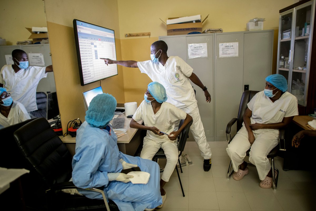 theBAL's tweet photo. Through @ALIMAong, the BAL is providing 10,000 masks, hygiene kits, and PPEs to support the Ministry of Health in Senegal. Thank you to all our essential workers for your service and courage! #BALTogether https://t.co/9JeTKDtZo0