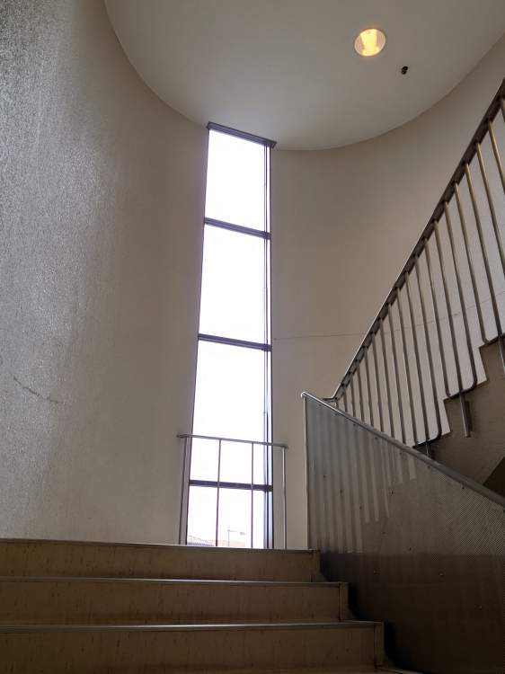 Ito 在 Twitter 上 ベイシア大田原店 いせや時代にオープンした店舗で営業を続けている稀少な存在 中央部にある階段室はささやかながらデザイン性が高い 2階はほぼ全域が直営の衣料品売場で品揃えも結構充実しているのだが ご多分に漏れず閑古鳥が鳴いている状況 Ito 在 Twitter 上 ベイシア大田原店 いせや時代にオープンした店舗で営業を続けている稀少な存在 中央部にある階段室はささやかながらデザイン性が高い 2階はほぼ全域が直営の衣料品売場で品揃えも結構充実しているのだが ご多分に漏れず閑古鳥が鳴いている状況