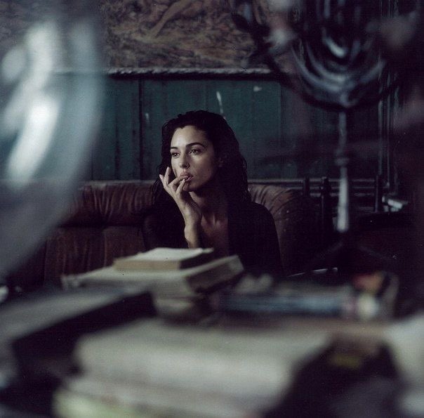 Jopolkadot's tweet image. Monica Bellucci

Photography © Bruno Aveillan 
2007