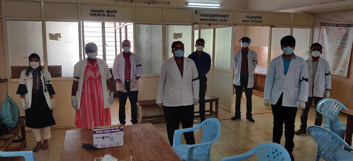 Indian__doctor's tweet photo. #covidwarriorsindistress
#covidwarriorsindistress
We demand arrest &amp; action against culprits involved in KC General Hospital &amp; Bealagaun violence incident on doctors @OfficialPmsf
@karnatakarda @DrHarjitBhatti @FordaIndia @ANI @the_hindu @UnitedRda @DrHVoffice
#blackbadgeday https://t.co/6TH4yXY4VF