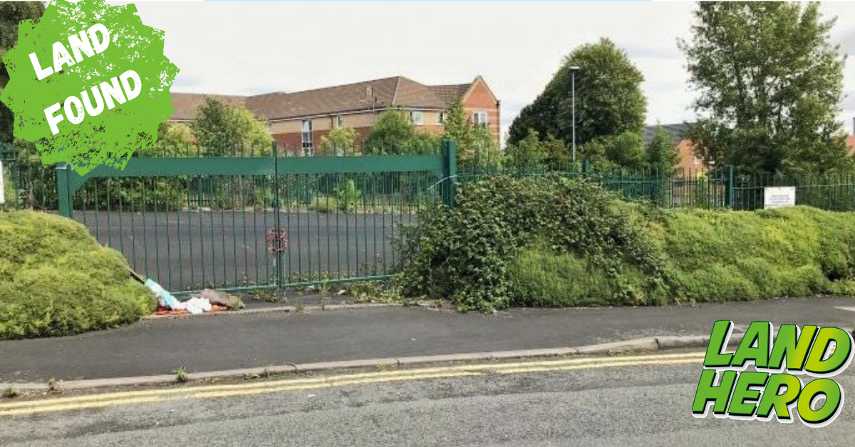 LandHero_UK's tweet photo. 0.39 Acres, Former Sandwell College Carpark in Smethwick, this site would be perfect for residential development, and has recently had planning permission accepted. #landhero #carparks #development #residentialdevelopment #housingcrisis #makeadifference #communitydevelopment https://t.co/KddSA0x2Lr